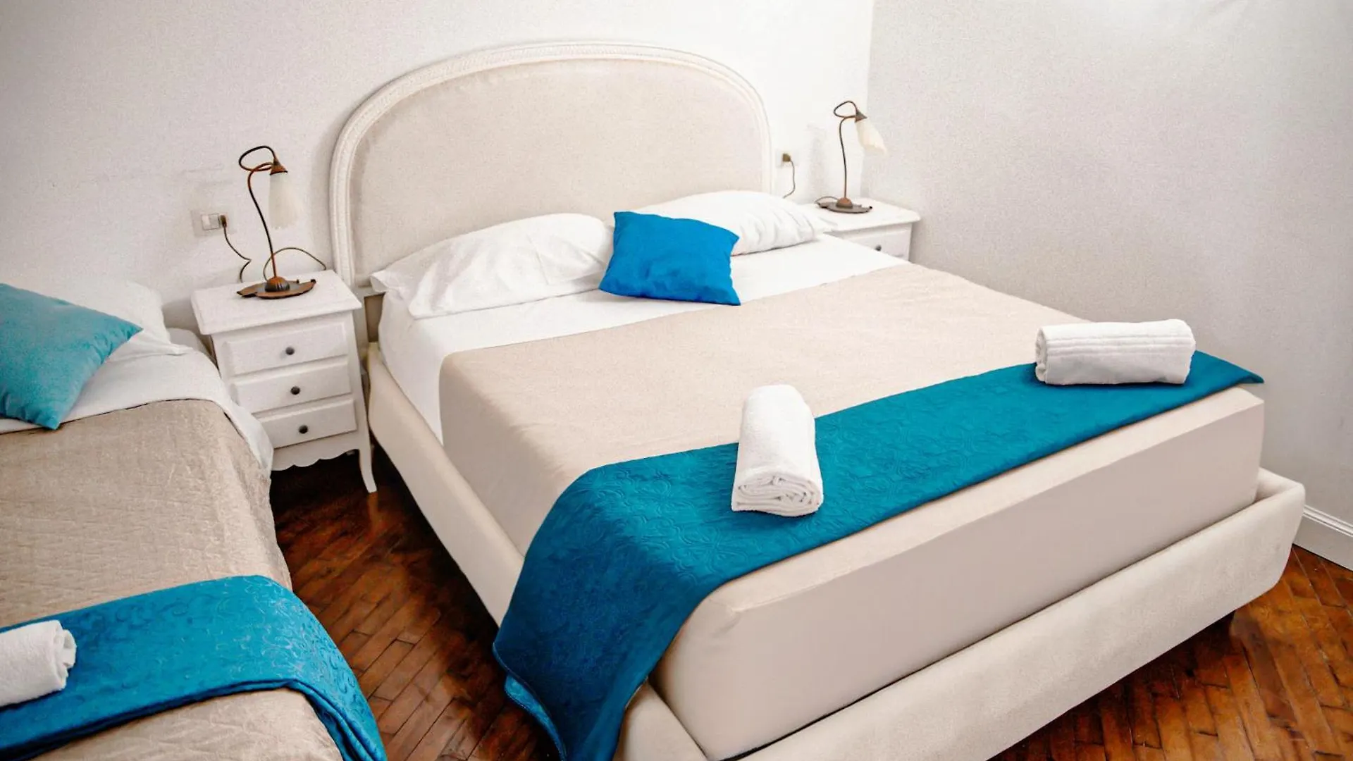Napulitandream Duomo Hotel Naples 0*,